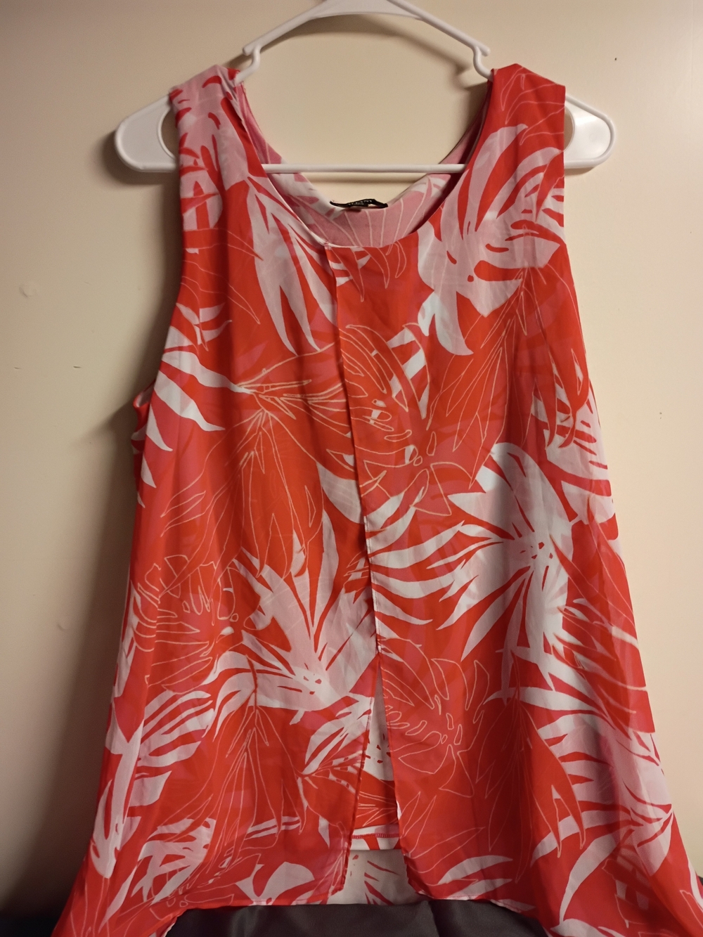 Alfani Coral and White Tropical Print Sleeveless Camisole